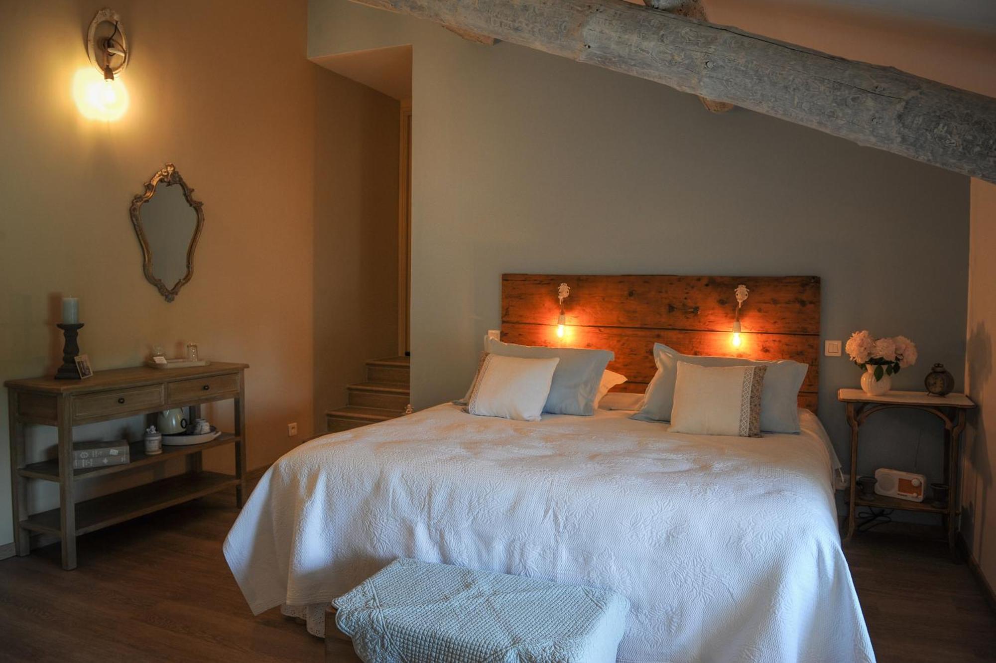 Chambres D'Hotes L'Oreliane En Provence Only Adult Chateauneuf-de-Gadagne Екстер'єр фото
